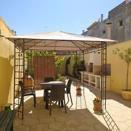 La Casetta Col Cortile Lecce Luaran gambar